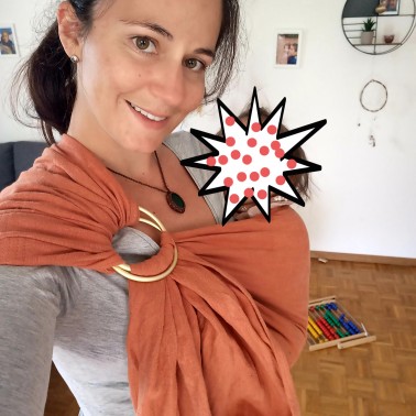 Physiological babywearing before/after classes