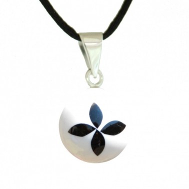 Flower pregnancy bola