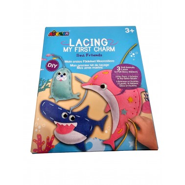 First sewing kit Sea