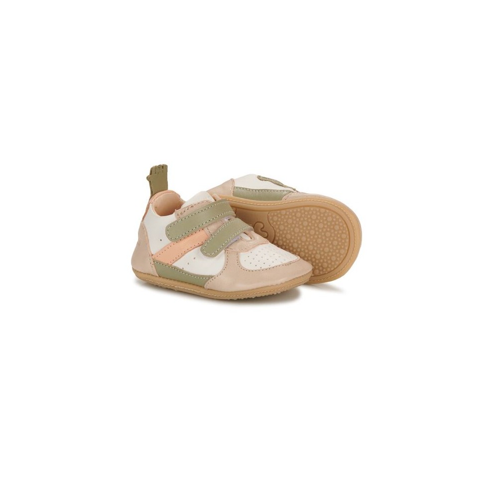 My pre trainer velcro olive