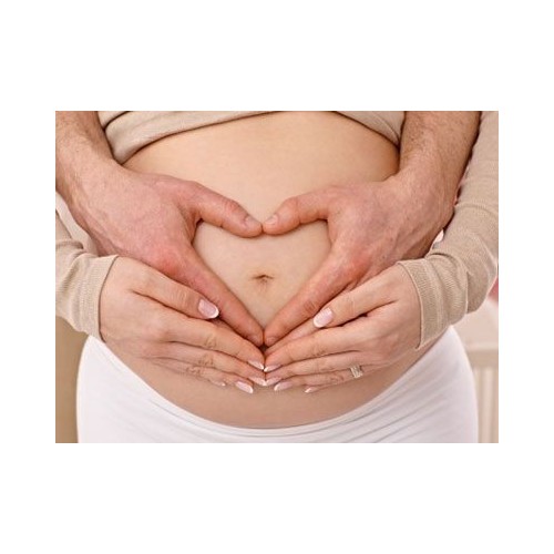 Schwangerschaftsartikel - schwangere Frau